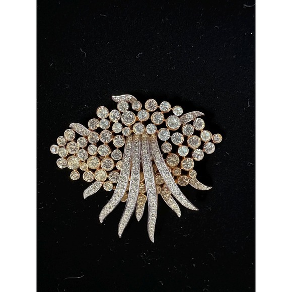 Trifari Jewelry - Vintage Trifari Rhinestone Waterfall Brooch
